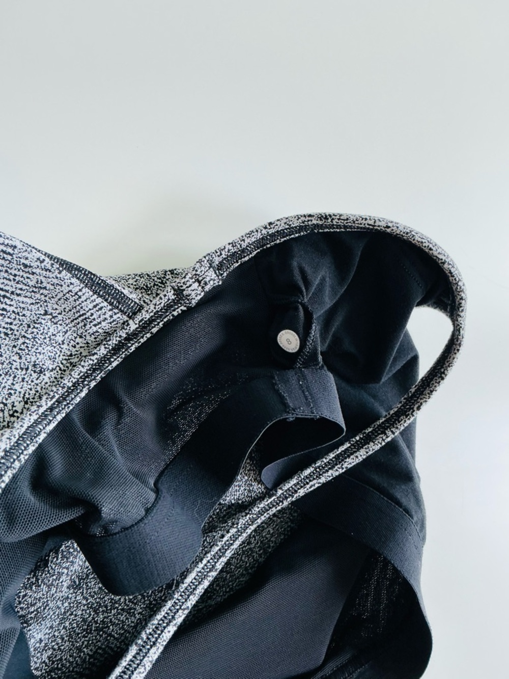Lululemon Power Y Tank Sz 8 - Picture 5 of 6